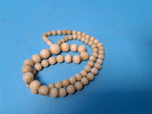 Alte kette knochen bein - ,