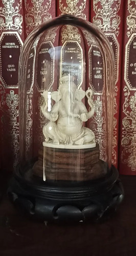 Ganescha skulptur mit - -,